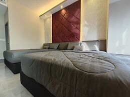 Attic Home Melaka Imperio Residence