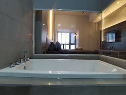 Attic Home Melaka Imperio Residence