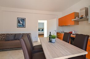 Apartments Ena
