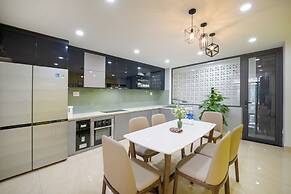N to M House