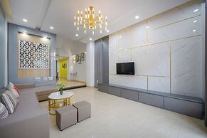 N to M House