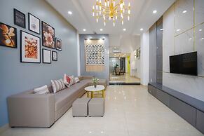 N to M House
