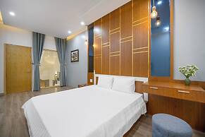 N to M House