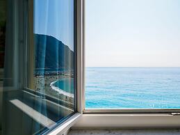 Giaella Sea View Apartment