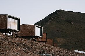Tenir Eco Hotel