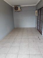 Captivating 1-bed Studio in Springs