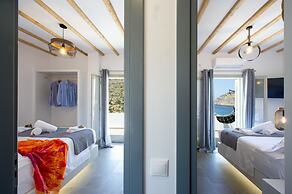 Droufakos home - Lux seafront apt