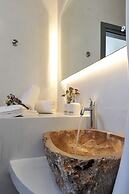 Droufakos home - Lux seafront apt