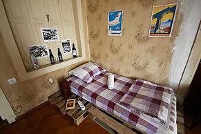 Dingo Backpackers Hostel