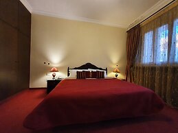 Quartier Suisse Hotel