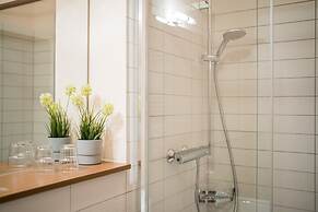 Point Hotel Apartments & Rooms