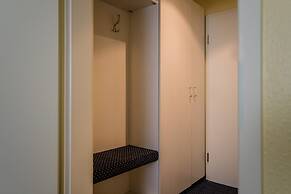 Point Hotel Apartments & Rooms