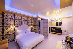 Leucosya Luxury Rooms