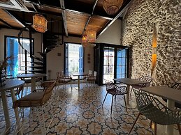 Los Patios Hostel