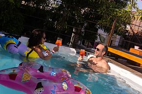 Los Patios Hostel