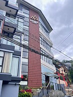 uphill hotel-baguio