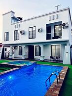 Greenlight Apartments