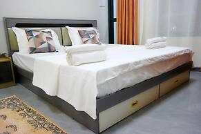Greenlight Apartments