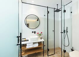 Rephael House Boutique Hotel