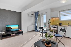 Studio Flat in Airport Residence