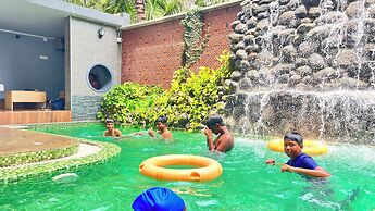 Mermaid Farm House