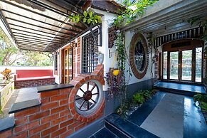 Mermaid Farm House