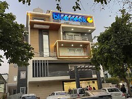 BlueNeck Sec 47 near Medanta -The Medicity' Gurugram