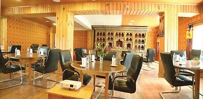 Tsherim Resort