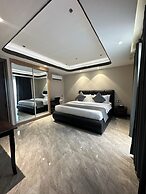 One Euphoria Luxe Hotel
