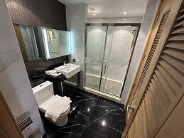 One Euphoria Luxe Hotel