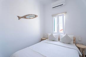Eleanna's Mykonos