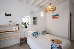 Eleanna's Mykonos