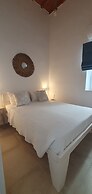 Eleanna's Mykonos