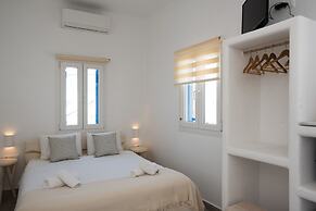 Eleanna's Mykonos