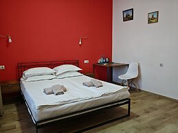 Blur Inn Gallery Hotel