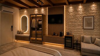 Via Maria Boutique Suites