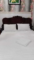 Unique Hotel Management Service