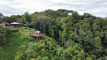 Reventazon River Mountain Lodge