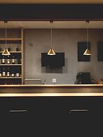 Matoi Hostel & Bar