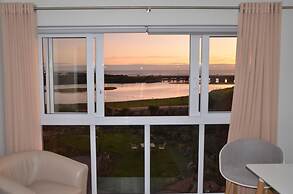 Serenity Ocean Lodge