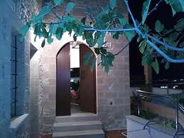Meli Milon Villa