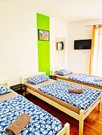 Croparadise Hostel