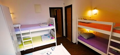 Croparadise Hostel