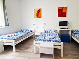 Croparadise Hostel