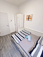 Croparadise Hostel