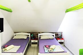 Croparadise Hostel