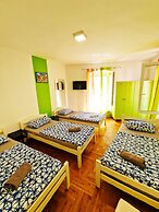 Croparadise Hostel