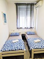 Croparadise Hostel