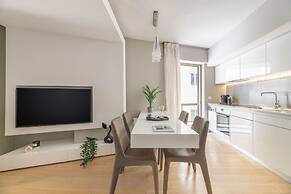 Elegant 2BR Apartment in Kolonaki