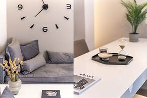 Elegant 2BR Apartment in Kolonaki